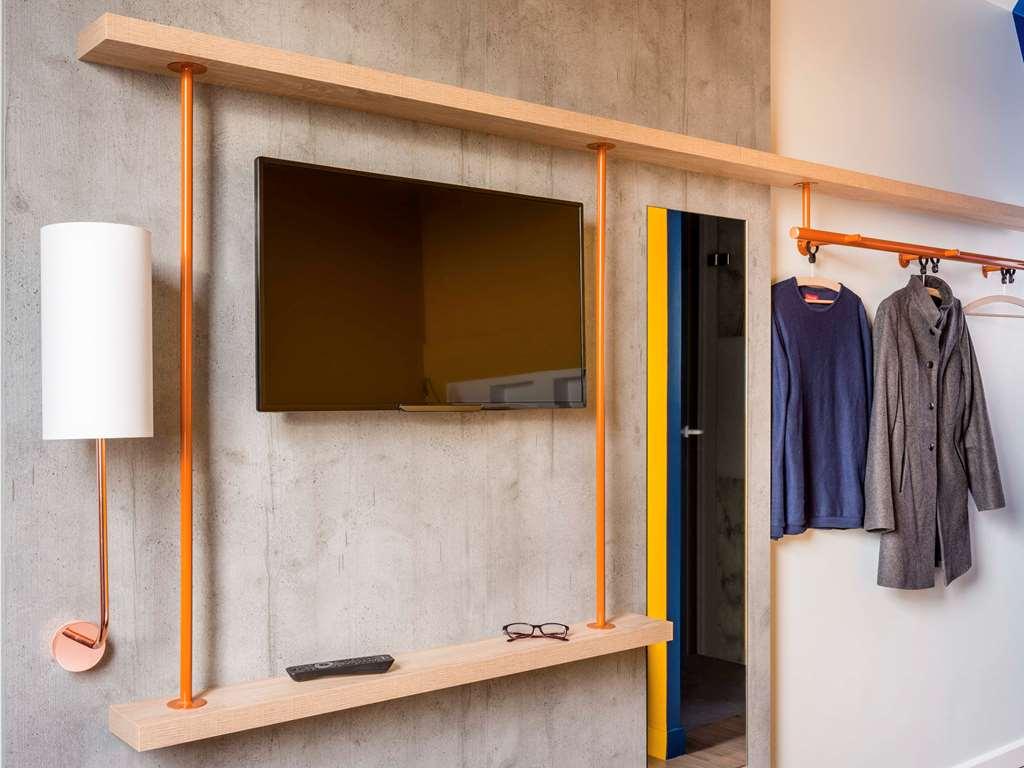 Ibis Budget Lyon Est Бено Стая снимка