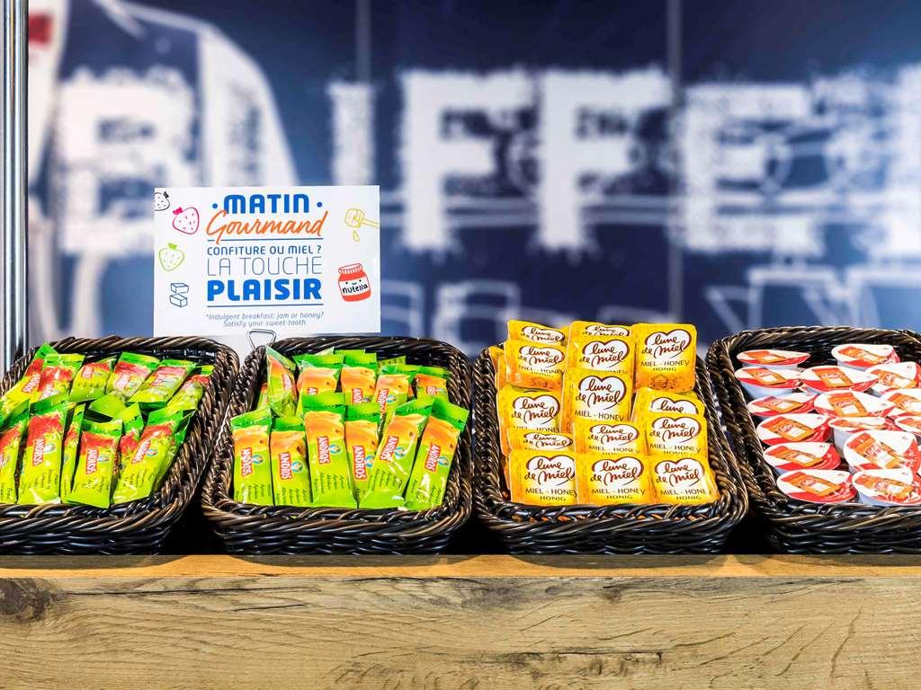 Ibis Budget Lyon Est Бено Ресторант снимка