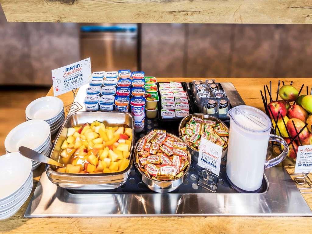 Ibis Budget Lyon Est Бено Ресторант снимка